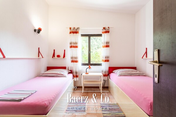 photo 9 Šolta, Nečujam - Property on a Spacious Plot of 3,829 m² first row by the sea
