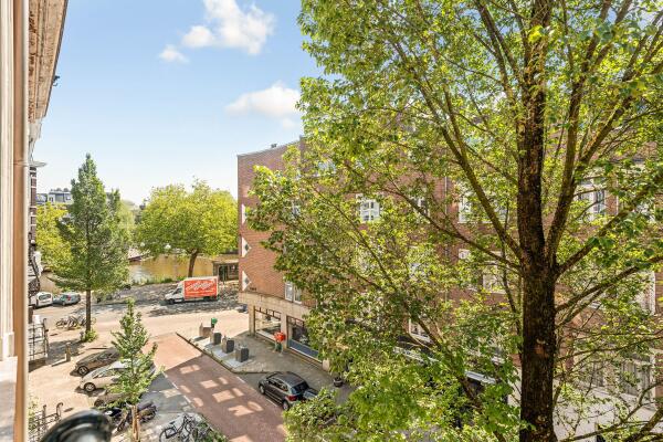 photo 19 Tweede Helmersstraat 8 3